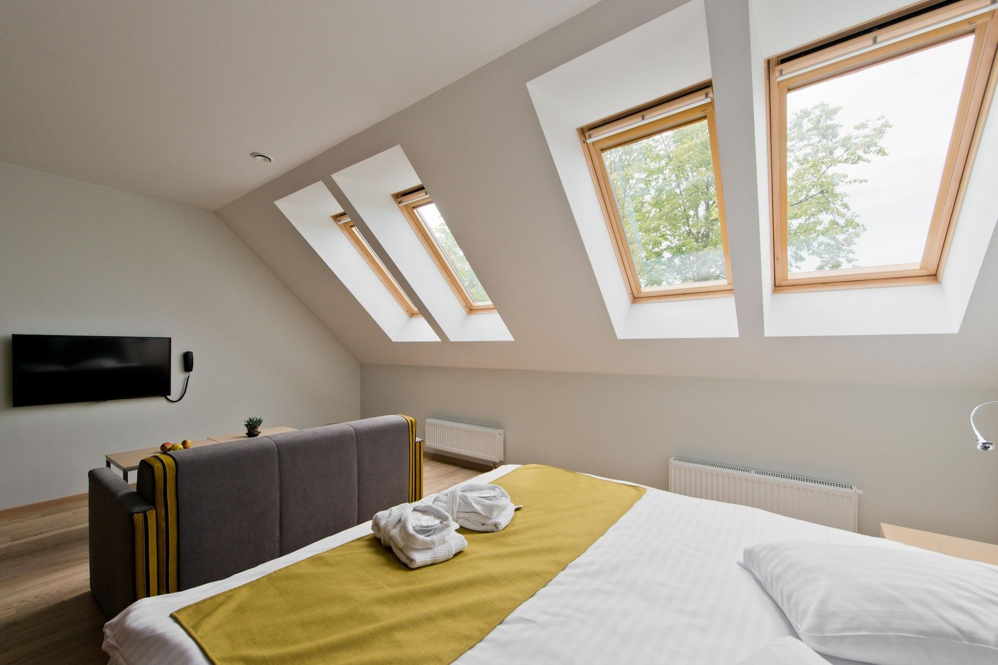 Mana Suites & Sea Паланга Екстериор снимка