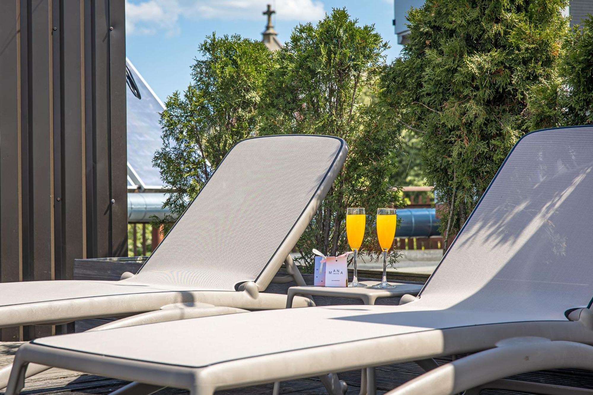 Mana Suites & Sea Паланга Екстериор снимка